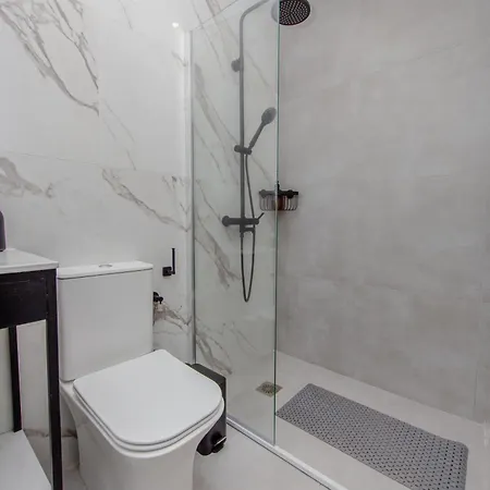 La Plaza Luxury Nea Vrasna