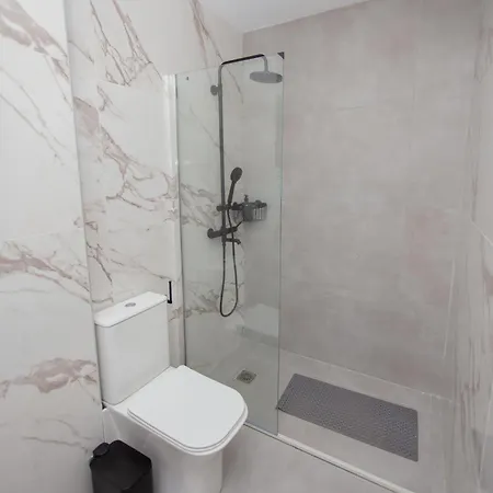 アパートホテル La Plaza Luxury 4*