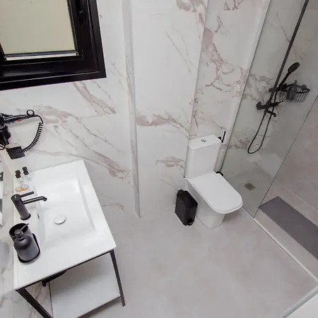 La Plaza Luxury Aparthotel Nea Vrasna