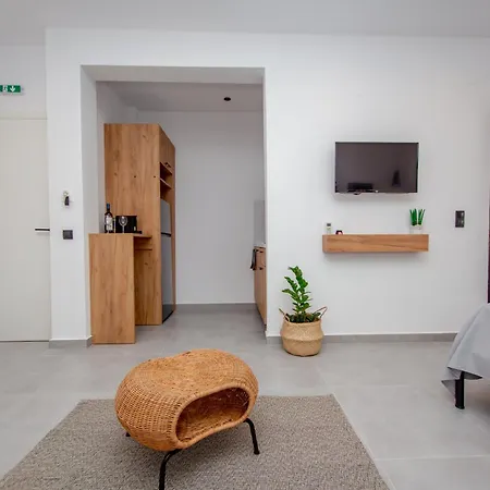 La Plaza Luxury 4*