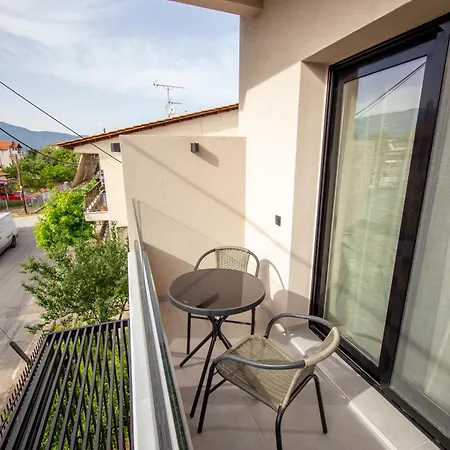 Aparthotel La Plaza Luxury 4*