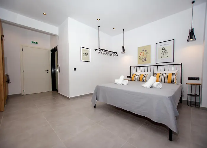 La Plaza Luxury Apart Otel Vrasná